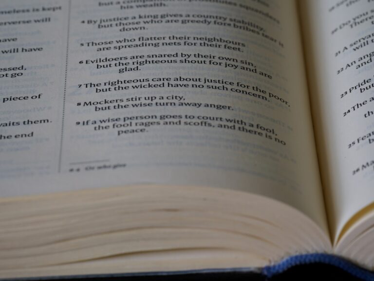 Why Traditional Language Courses Fail Professionals Why Traditional Language Courses Fail Professionals